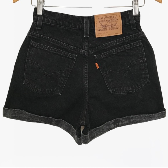 Levi’s 954 High-Rise Roll-Up Vintage Jean Shorts - 2/4 - Picture 7 of 17